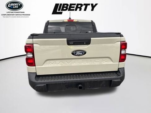 Used 2025 Ford Maverick Lariat image 6