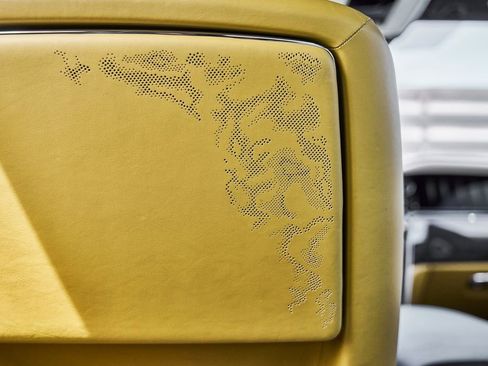 Used 2026 Rolls-Royce Cullinan Black Badge AWD/4WD image 61