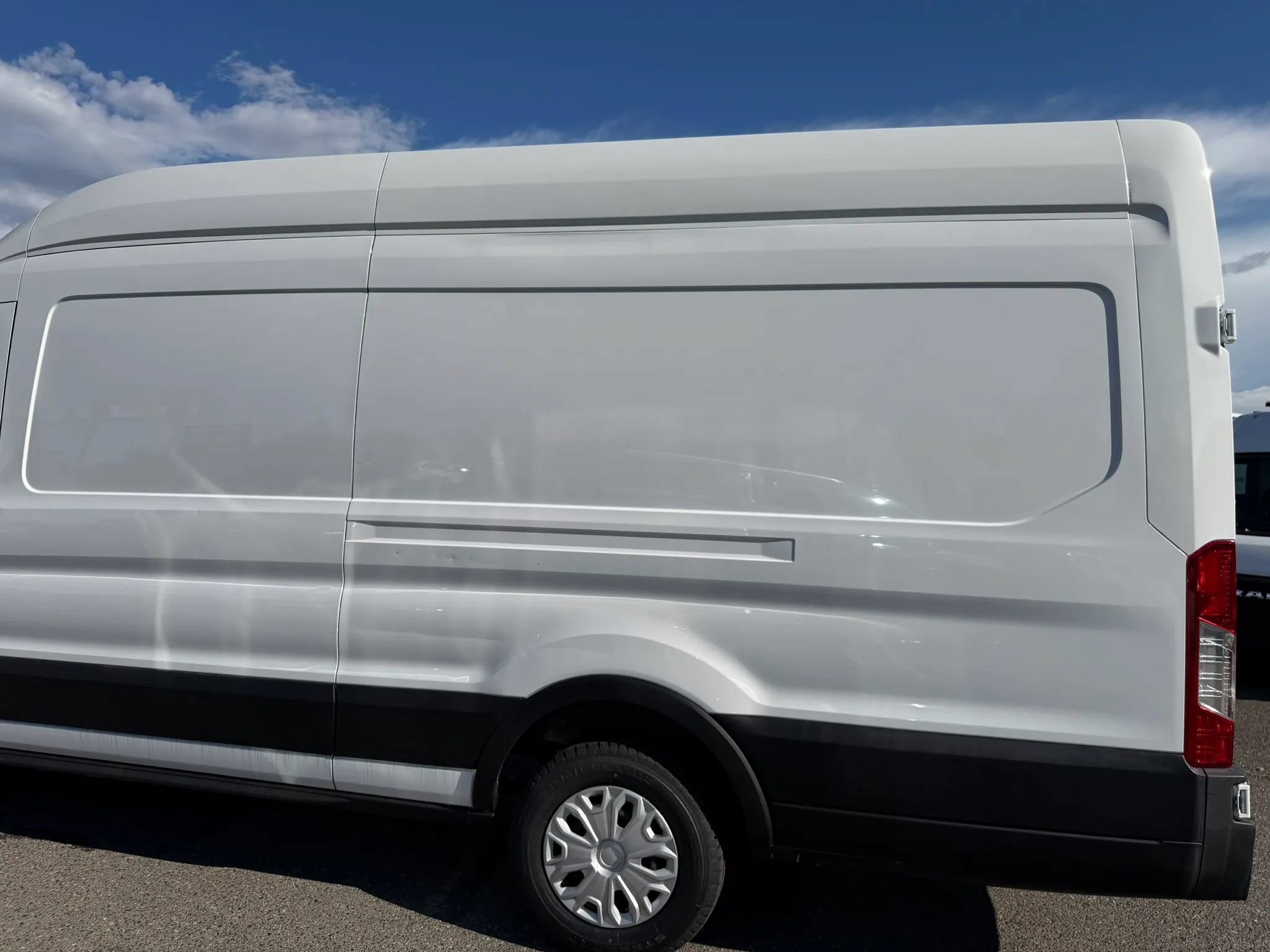 Used 2021 Ford Transit 350 148 High Roof Extended w/ Load Area Protection Package RWD image 10