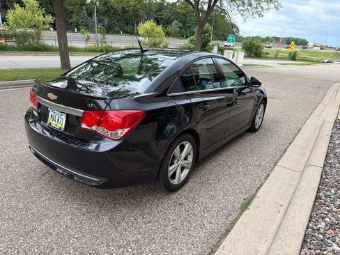 Used 2012 Chevrolet Cruze LT w/ RS Package FWD image 9