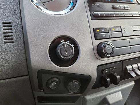 Used 2015 Ford F350 XLT image 25