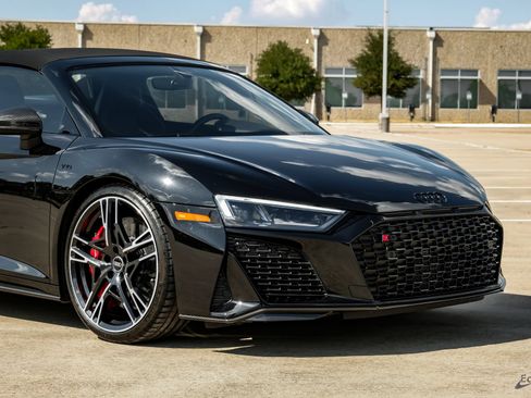 Used 2022 Audi R8 V10 performance AWD/4WD image 25