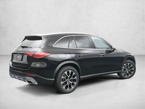 Certified 2025 Mercedes-Benz GLC 350e 4MATIC image 7