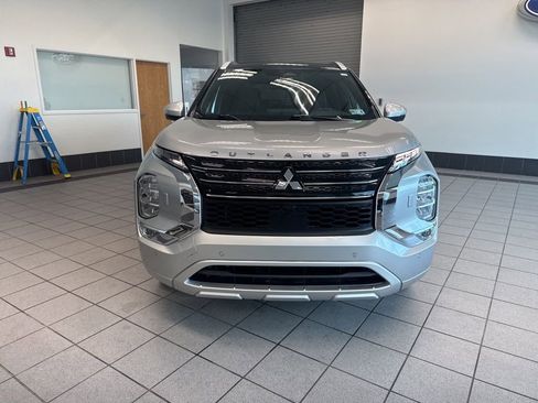 Used 2024 Mitsubishi Outlander SEL image 8