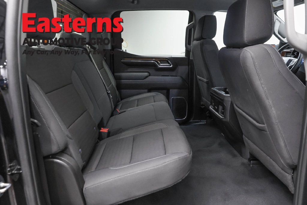 Used 2024 Chevrolet Silverado 1500 RST w/ Z71 Off-Road Package AWD/4WD image 28