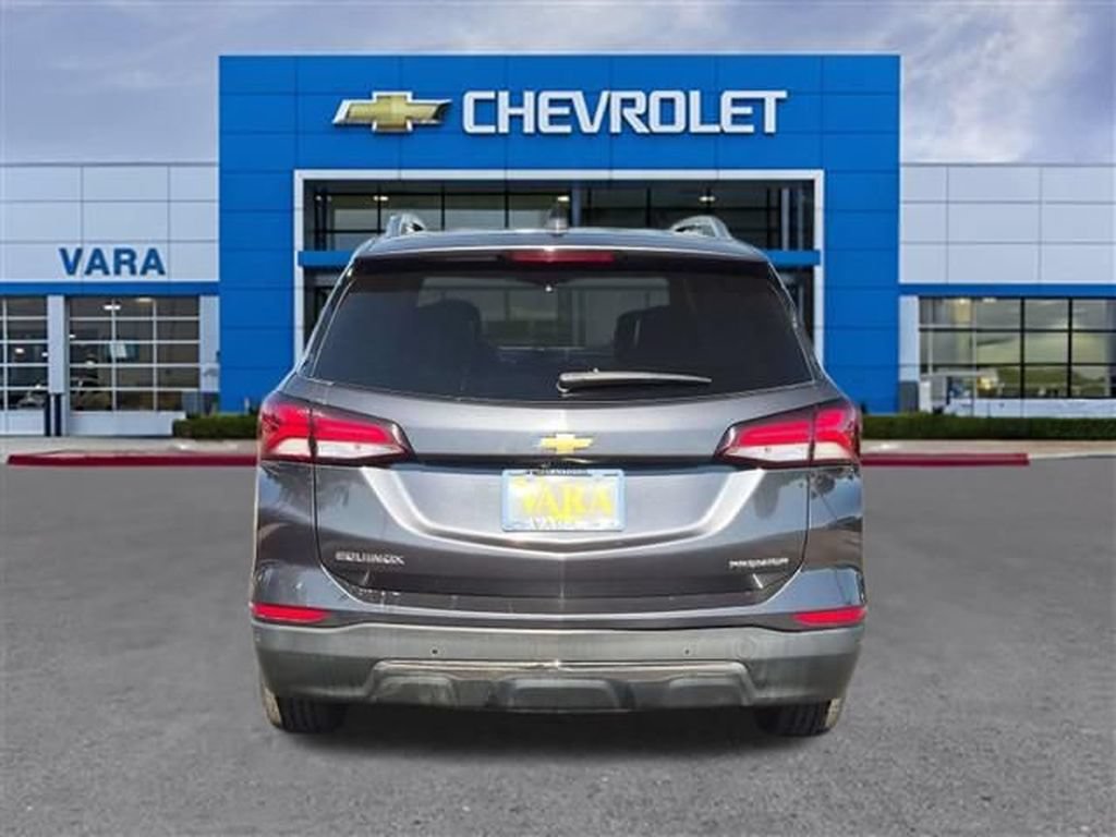 Used 2022 Chevrolet Equinox Premier FWD image 4