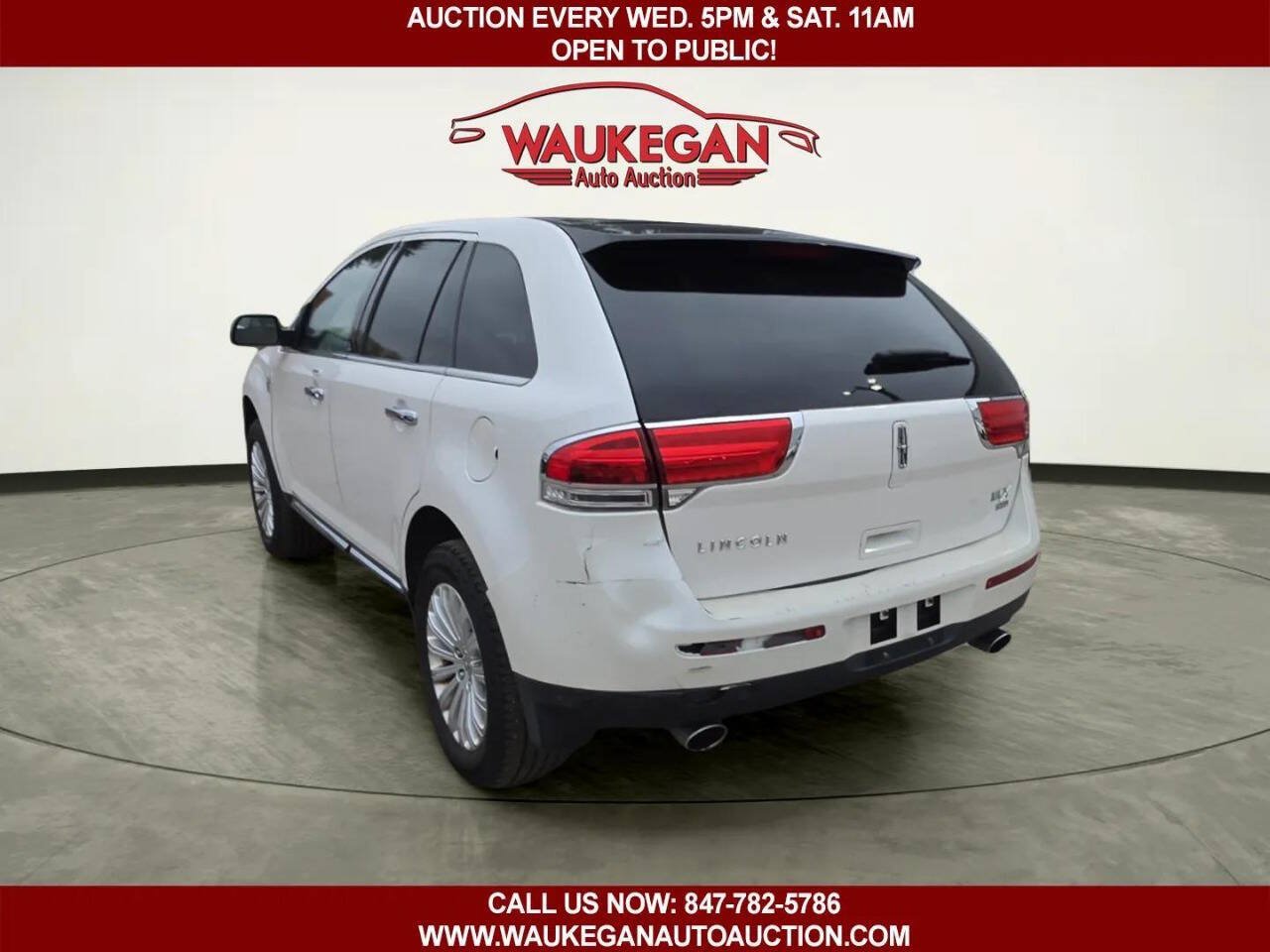 Used 2011 Lincoln MKX AWD w/ Wood Pkg image 6