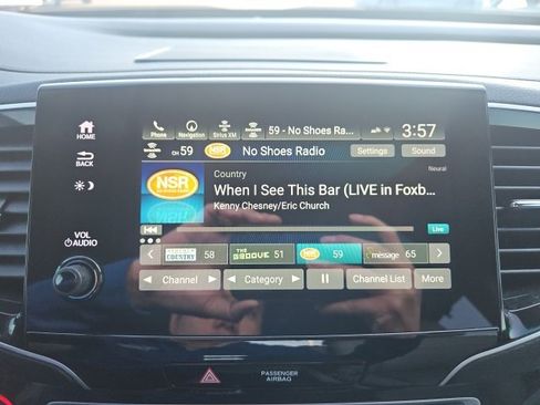 Certified 2021 Honda Pilot Touring image 30