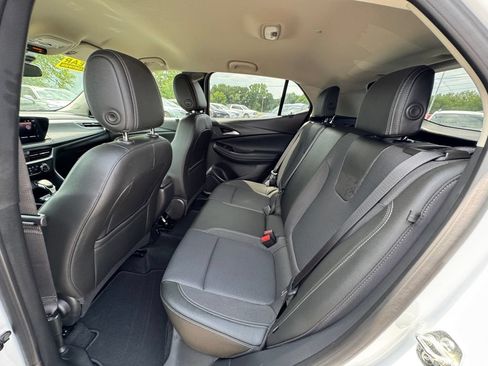 Used 2026 Buick Encore GX Preferred AWD/4WD image 37