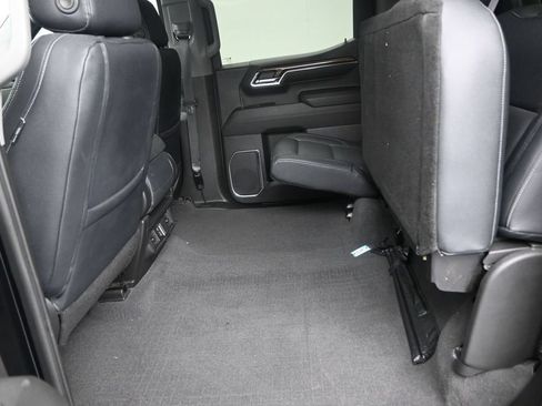 Used 2024 Chevrolet Silverado 1500 LT RWD image 15
