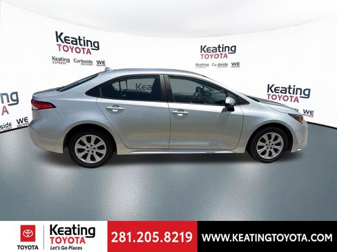 Used 2024 Toyota Corolla LE FWD image 9