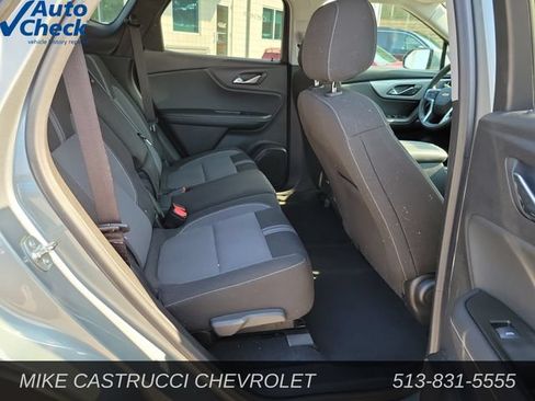 Used 2025 Chevrolet Blazer LT AWD/4WD image 23
