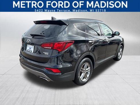 Used 2017 Hyundai Santa Fe Sport image 9