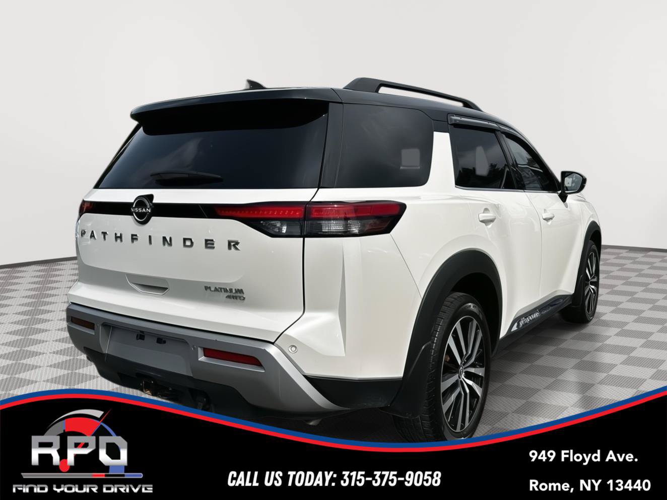 Used 2023 Nissan Pathfinder Platinum AWD/4WD image 5