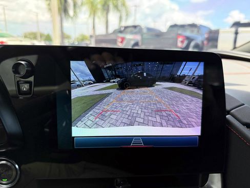 Used 2024 Chevrolet Corvette Z06 RWD image 21