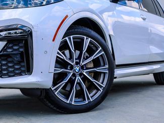 Used 2020 BMW X7 xDrive40i w/ M Sport Package AWD/4WD video 2