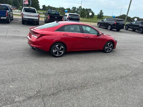 Used 2023 Hyundai Elantra Limited FWD image 45