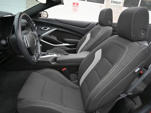 Used 2024 Chevrolet Camaro LT image 17