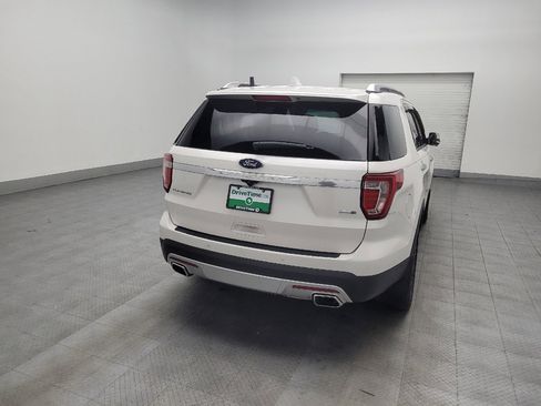 Used 2016 Ford Explorer Platinum image 7