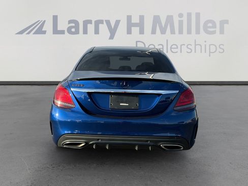 Used 2020 Mercedes-Benz C 300 Sedan image 4