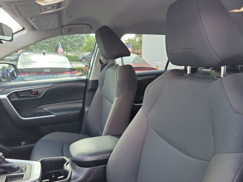 Used 2023 Toyota RAV4 LE FWD image 21