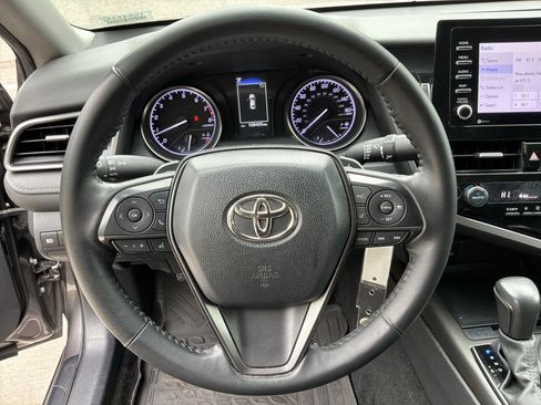 Used 2024 Toyota Camry SE FWD image 18