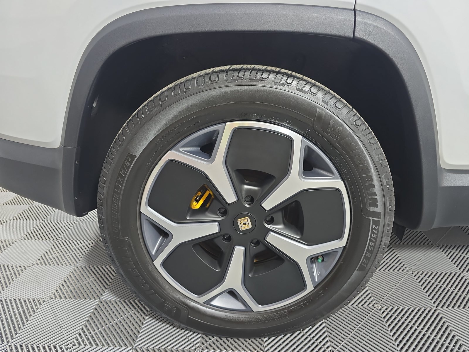 Used 2024 Rivian R1S Adventure Quad AWD/4WD image 12