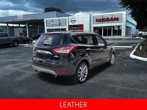 Used 2014 Ford Escape SE w/ SE Chrome Package image 4