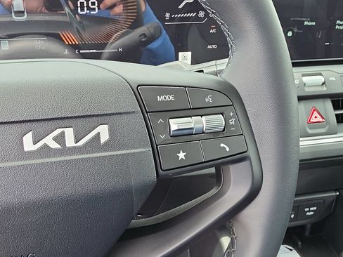 New 2026 Kia K4 EX FWD image 30