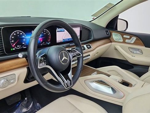 Used 2024 Mercedes-Benz GLE 350 4MATIC image 18