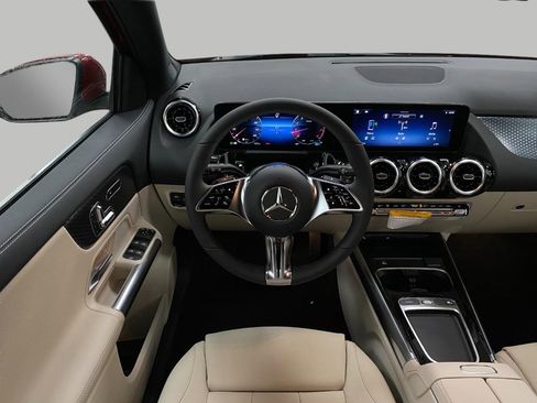 New 2026 Mercedes-Benz GLA 250 4MATIC image 13