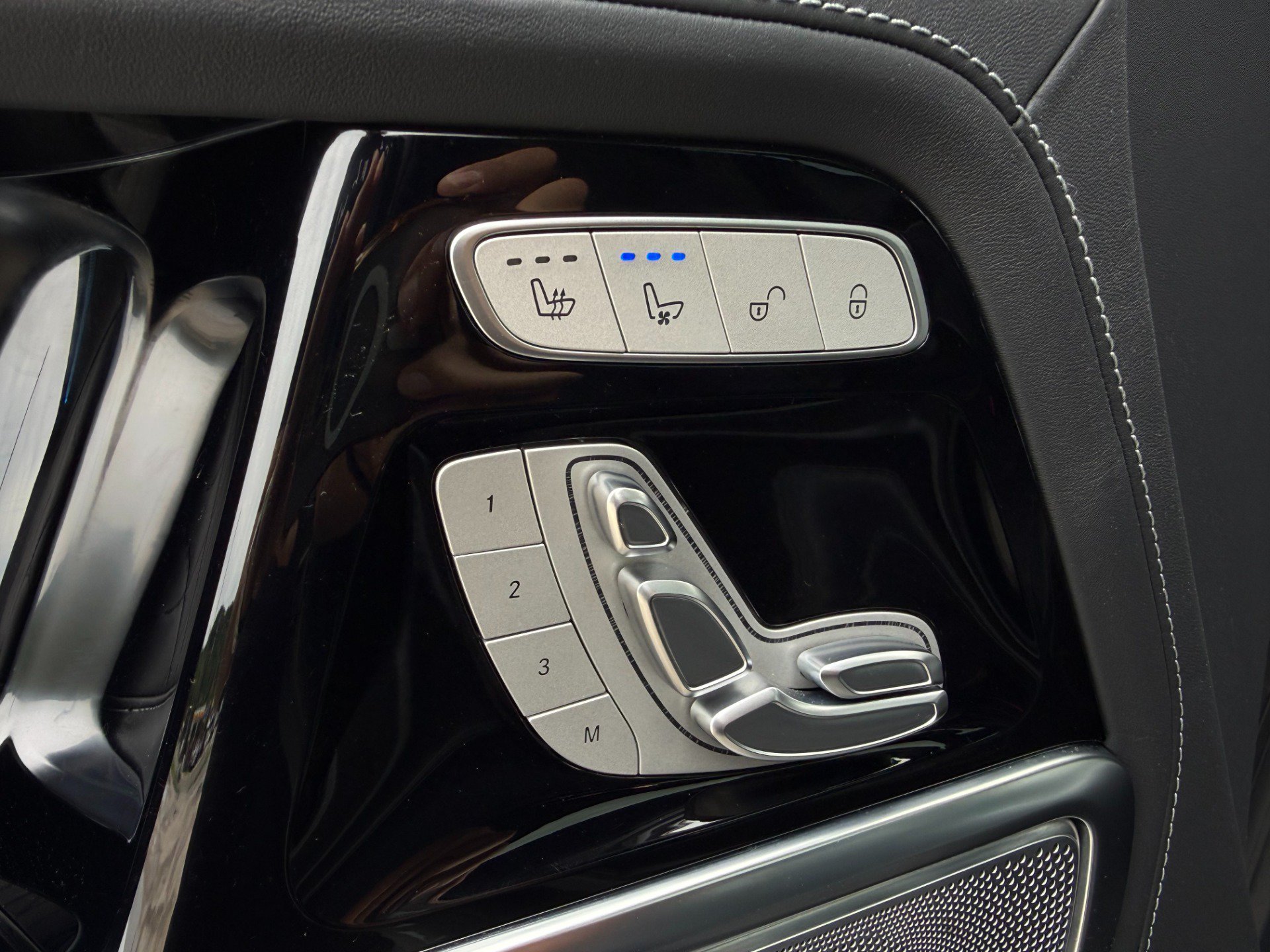 Used 2025 Mercedes-Benz G 63 AMG 4MATIC image 78