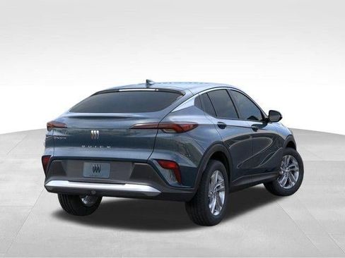 Used 2025 Buick Envista Preferred w/ Convenience I Package FWD image 4