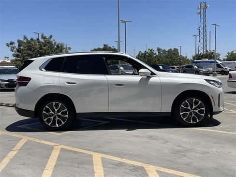 New 2025 BMW X3 xDrive30i w/ Convenience Package image 5