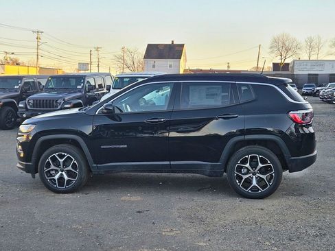 New 2026 Jeep Compass Limited image 2