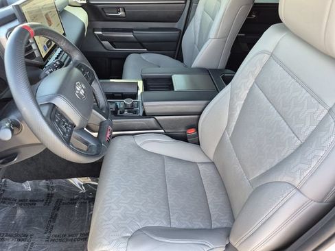 Used 2025 Toyota Sequoia SR5 w/ SR5 Premium Package AWD/4WD image 23