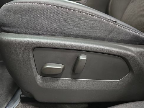 Used 2023 Buick Envision Preferred w/ Sport Touring Package AWD/4WD image 30