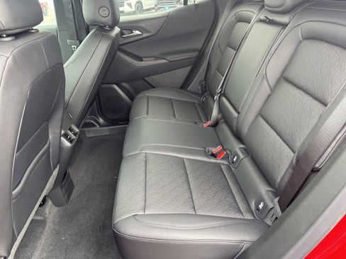 New 2026 Chevrolet Equinox LT w/ Convenience Package II image 14