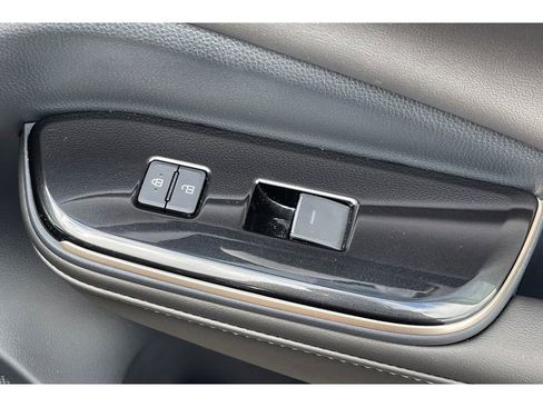 Used 2026 Toyota Crown Nightshade image 23