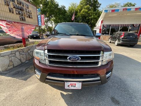 Used 2015 Ford Expedition King Ranch RWD image 11