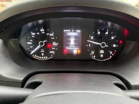 Used 2025 RAM ProMaster 2500 w/ Convenience Group FWD image 19