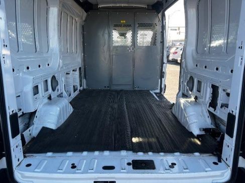Used 2016 Ford Transit 250 130 Medium Roof RWD image 21