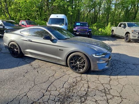 Used 2022 Ford Mustang GT w/ Equipment Group 301A RWD image 10