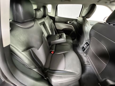 Used 2022 Jeep Compass Latitude w/ Convenience Group image 24