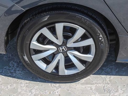 Certified 2025 Honda Civic LX image 9