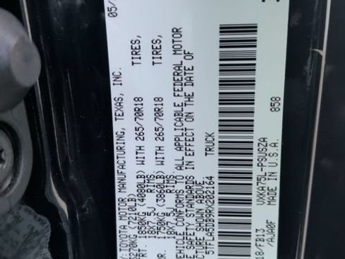 Used 2024 Toyota Tundra SR5 w/ SR5 Convenience Package AWD/4WD image 28