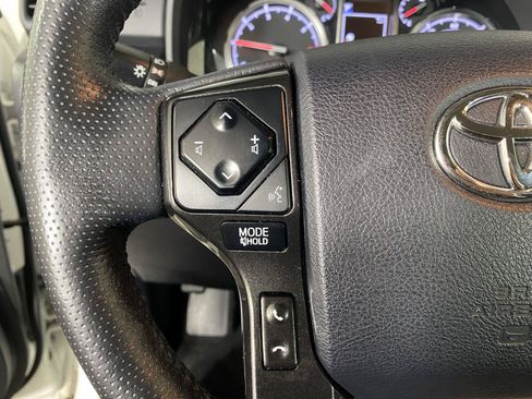 Used 2023 Toyota 4Runner TRD Off-Road Premium w/ Moonroof Package AWD/4WD image 20