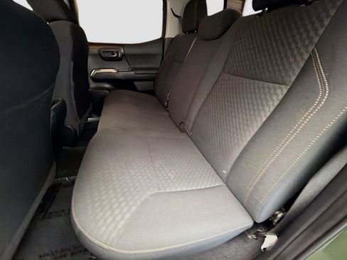 Used 2021 Toyota Tacoma SR5 w/ Technology Package RWD image 13