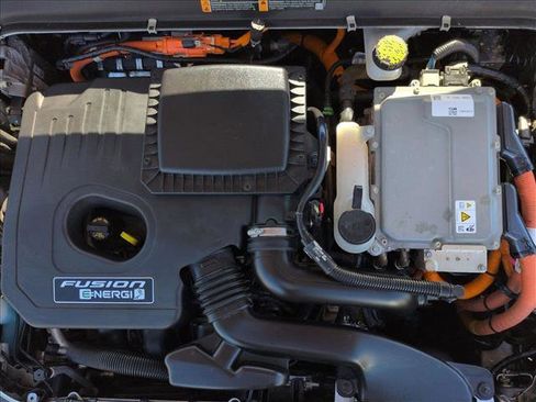 Used 2019 Ford Fusion Energi Titanium image 23