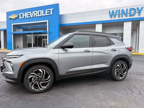 New 2026 Chevrolet TrailBlazer RS w/ Convenience Package FWD image 8